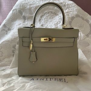 Women's Green Shoulder Bag